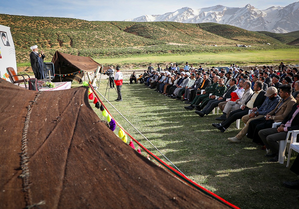 تبلیغ از حجره طلبگی تا سیاه چادرهای ایل بختیار/ خدا قوت مردمان کوچ تبلیغ از حجره طلبگی تا سیاه چادرهای ایل بختیار/ خدا قوت مردمان کوچ