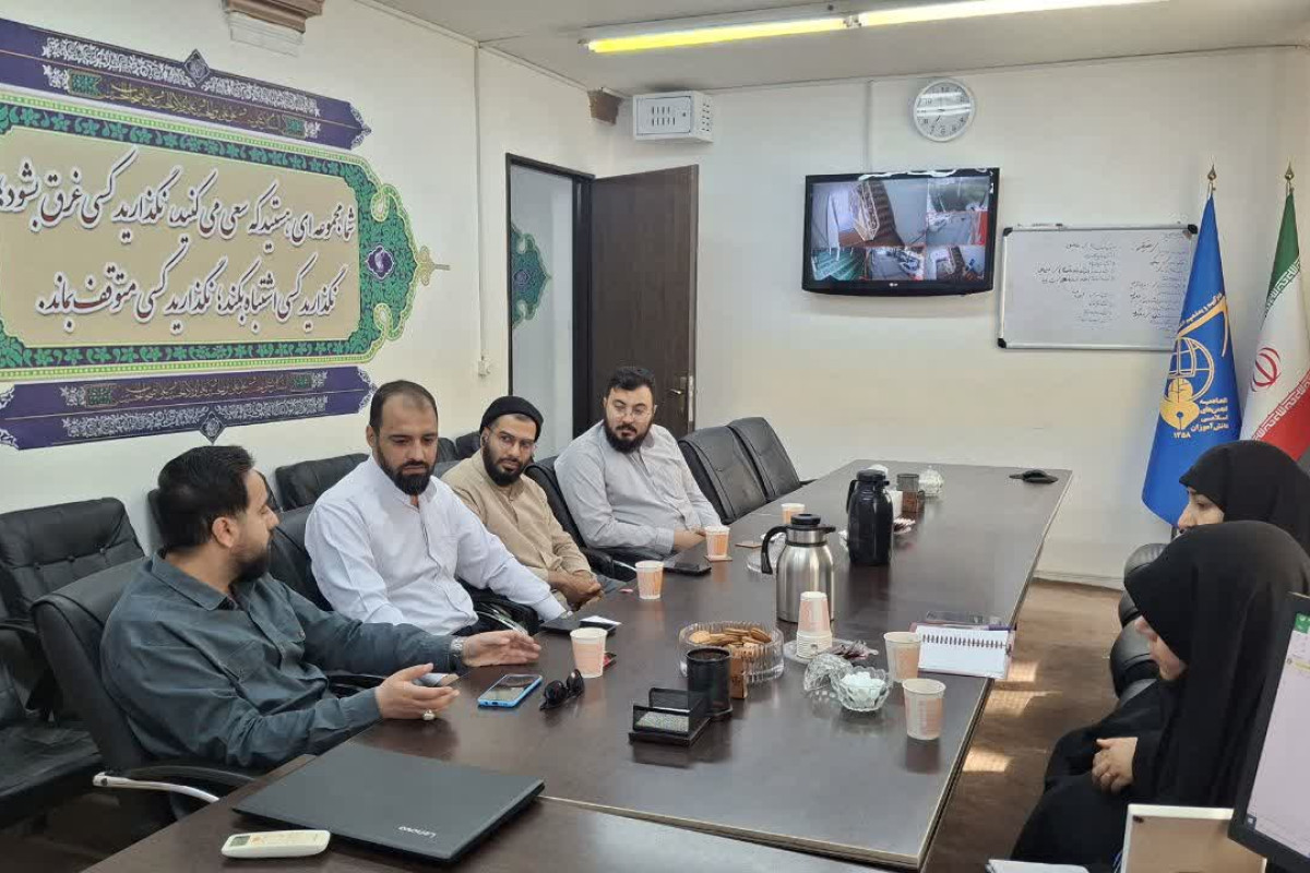 نشست قرارگاه نوجوانی و اتحادیه انجمن اسلامی