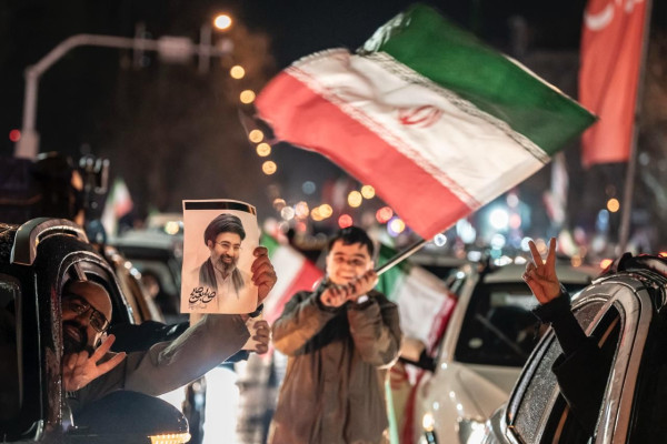 با انتخاب حضرت آیت‌الله سید مجتبی خامنه‌ای چشم دشمنان کور شد