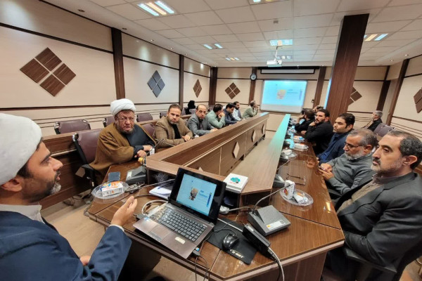 دوره حفظ موضوعی مرحله اول ۳۰ فراز قرآنی از طرح زندگی با آیه ها ویژه کارکنان اداره کل تبلیغات اسلامی استان کرمانشاه