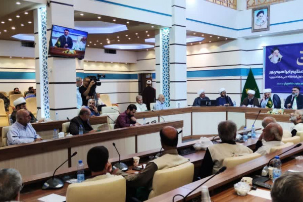 دومین نشست تخصصی جهاد تبیین در سومین حرم اهل بیت (ع) برگزار شد.