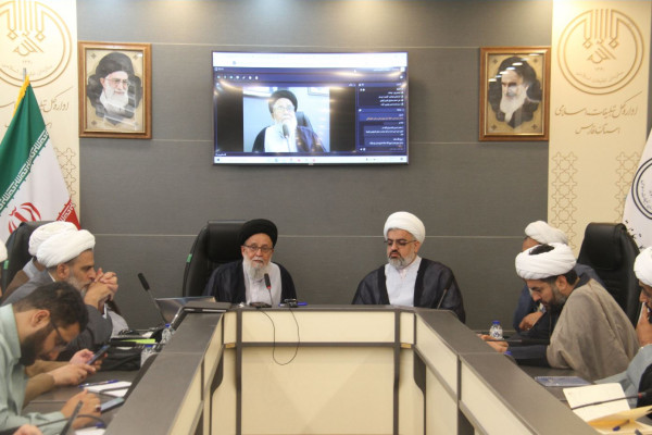 ننشست هم‌اندیشی مدیران تبلیغات اسلامی جنوب کشور در شیراز | تقویت تعاملات فرهنگی و رسانه‌ای