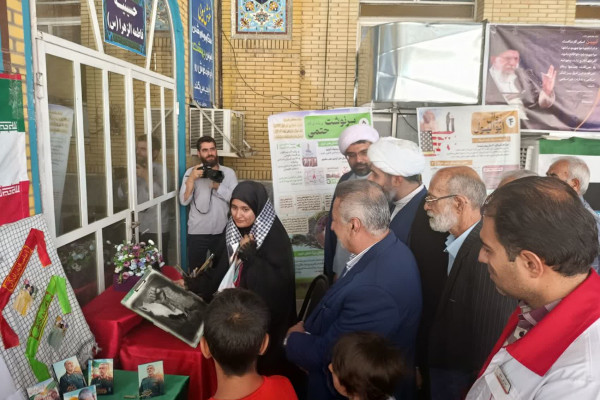 نمایشگاه جهاد تبیین گامی نو  در  روشنگری فسا