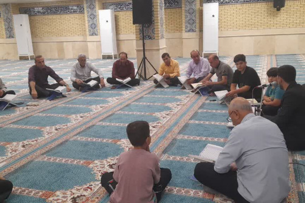 برگزاری برنامه های آموزش قرآن کریم ویژه جوانان و نوجوانان در مساجد شهرستان دره شهر