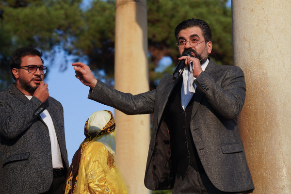 Celebración de Mahfel en el mausoleo de Hafez en Shiraz