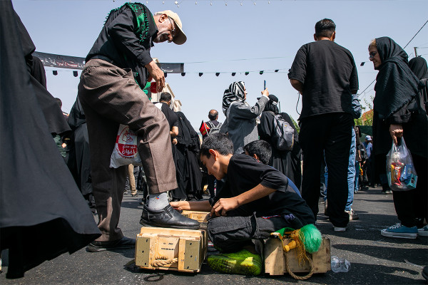 Церемония «Оставшиеся на Арбаин» в Иране