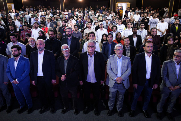 The ۱۴th International ۱۰۰ Film Festival Held