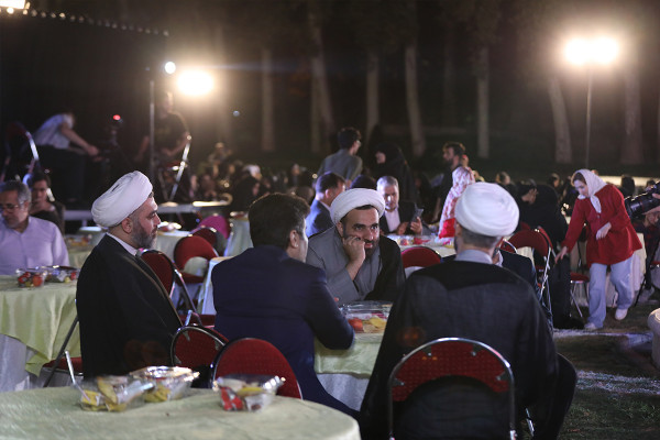 «هيستوري»؛ حملة للقراءة خاصة بالمراهقين