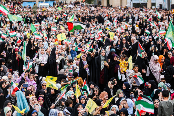 Campaña “Como una Estrella”; La Celebración Femenina Más Grande de Irán