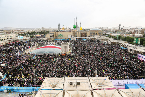 “如星星一般” 活动：伊朗最大的女生庆典