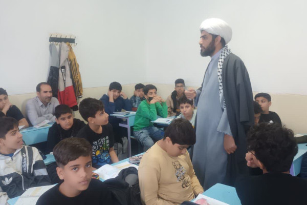 گفتمان «دین و انقلاب» در مدارس کنگاور