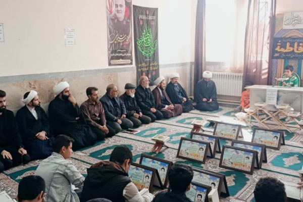 عطر قرآن و یاد شهدا در شهرستان هرسین