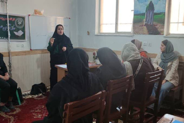 سلسله کارگاه های یک روزه و سه روزه آموزشی سبک زندگی قرآنی در استان کرمانشاه