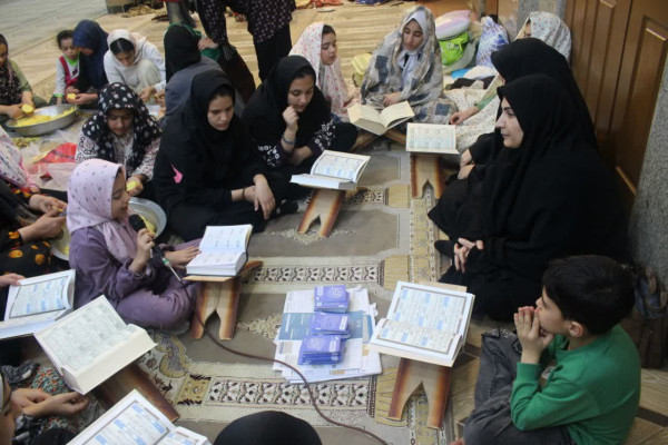 برپایی حلقه‌های بصیرتی و طرح‌های قرآنی در آیین معنوی اعتکاف کردستان