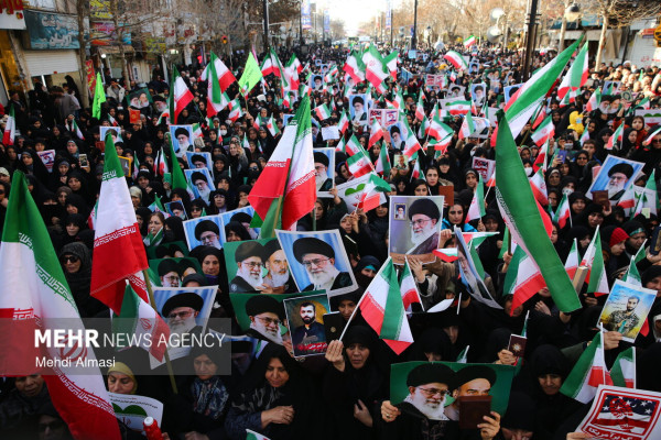 خیزش زنجانی ها در محکومیت اقدامات اغتشاشگران