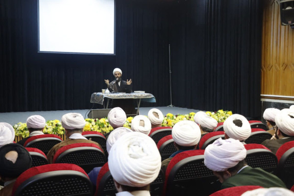 دوره هم اندیشی و توان افزایی تبیین گران با موضوع فتنه اخیر برگزار گردید