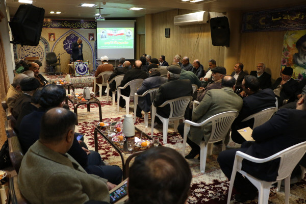 جلسه تصمیم گیری تشکلهای دینی اصفهان جهت حضور پرشور در مراسم 22 بهمن