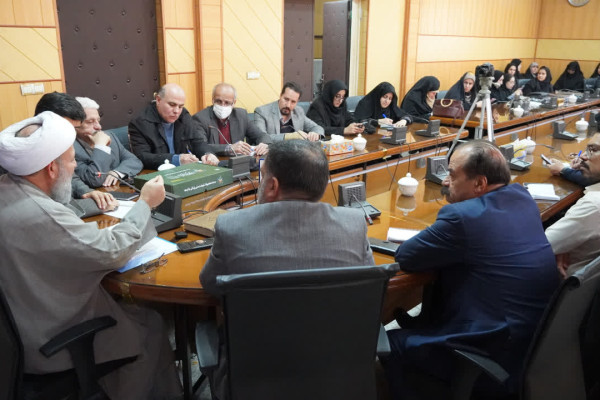 نشست صمیمی حجت الاسلام گرجی مدیر کل تبلیغات اسلامی همدان با اصحاب رسانه