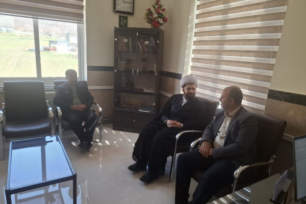 دیدار مدیر تبلیغات اسلامی در راستای طرح ملی"زندگی با آیه‌ها" شهرستان دالاهو