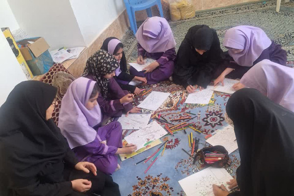 برپایی ایستگاه نقاشی کودکان و نوجوانان با محوریت نهضت زندگی با آیه ها در شهرستان بدره