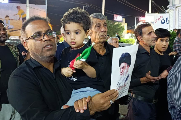 طنین انتقام خواهی در تجمعات هر شب مردم عزادار پارسیان