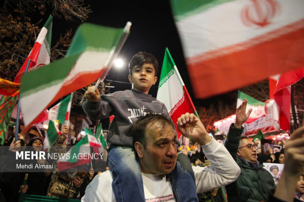 قیام مردم پایتخت شور و شعور حسینی