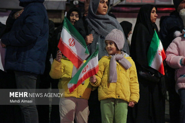 قیام مردم پایتخت شور و شعور حسینی