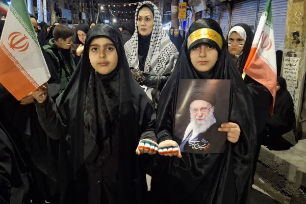 شب حماسه حضور مردم شهرستان صحنه در میدان شهید مطهری