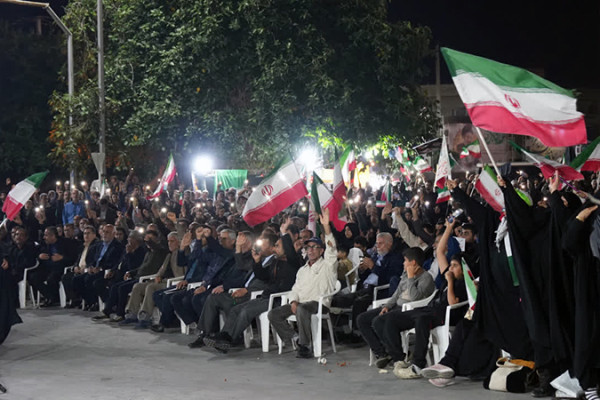 تجمع بزرگ مردمی بوشهری ها در محکومیت تجاوز آشکار استکبار