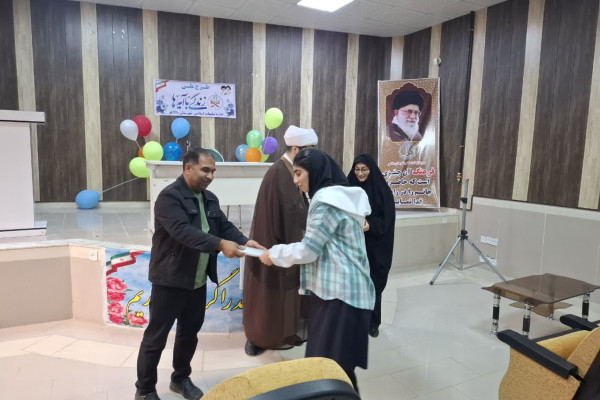 تجلیل از سفیران دانش‌آموز «زندگی با آیه ها» در شهرستان دالاهو