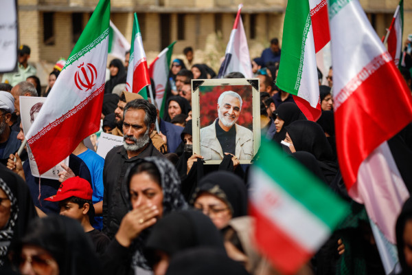 تشییع دریابان شهید تنگسیری در آبادان