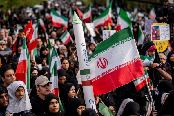 مردم حق دارند نسبت به مذاکرات بدبین باشند