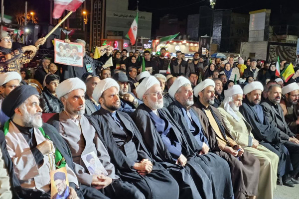 چهل شب میدان‌داری مردم سنندج در حمایت از رزمندگان اسلام