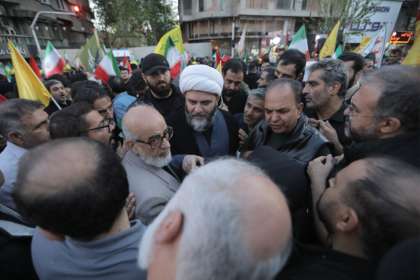 رئیس سازمان تبلیغات اسلامی در مراسم چهلم رهبر انقلاب شرکت کرد