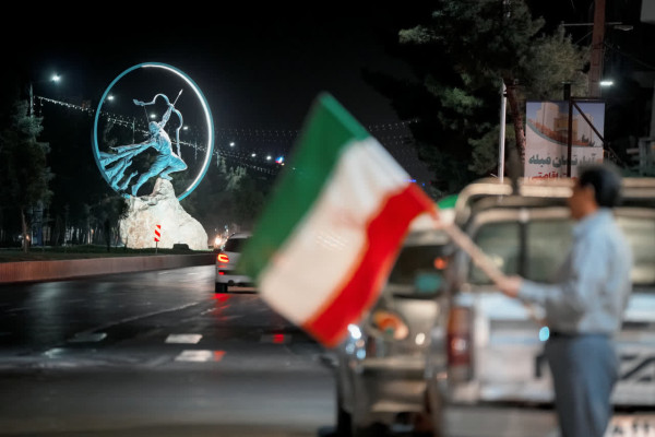 شیفت شب میدان خیابان با مردم است.