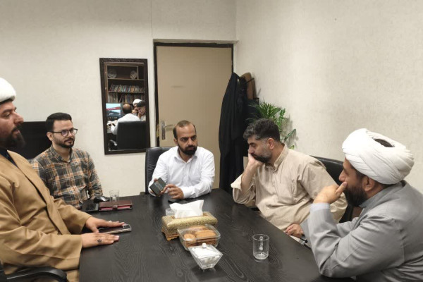 نشست صمیمی مدیر کل تبلیغات اسلامی  با مسئولین حوزه هنری استان کرمانشاه