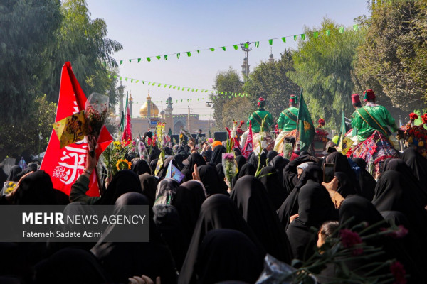 آیین استقبال ورود کاروان نمادین حضرت معصومه (س) به قم