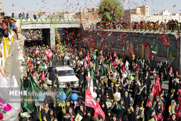 آیین استقبال ورود کاروان نمادین حضرت معصومه (س) به قم