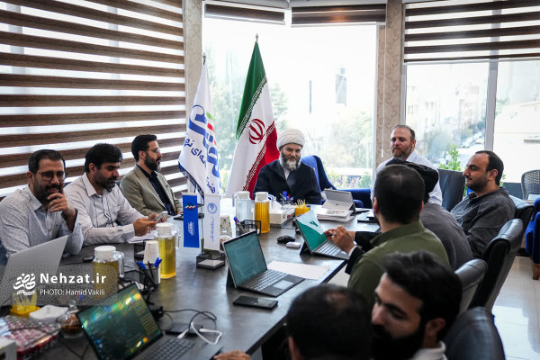 رئیس سازمان تبلیغات اسلامی از مرکز هنری رسانه‌ای نهضت بازدید کرد