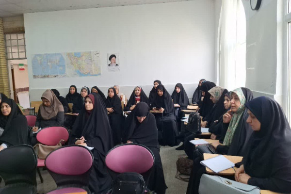 برگزاری دومین پودمان از دوره‌های معارف اسلام ناب در کرمانشاه