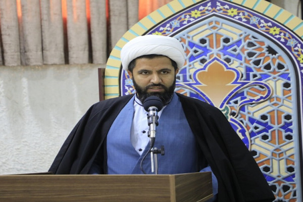 بانوان با روایت صحیح مقابل توطئه‌های دشمن در فضای مجازی بایستند