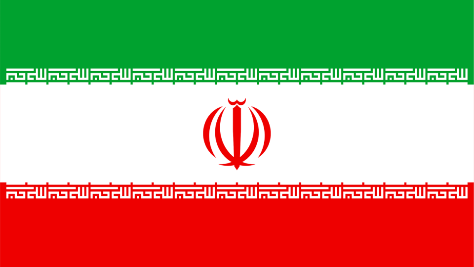 حضور مقتدرانه مردم سنقروکلیایی در زیر بارش باران