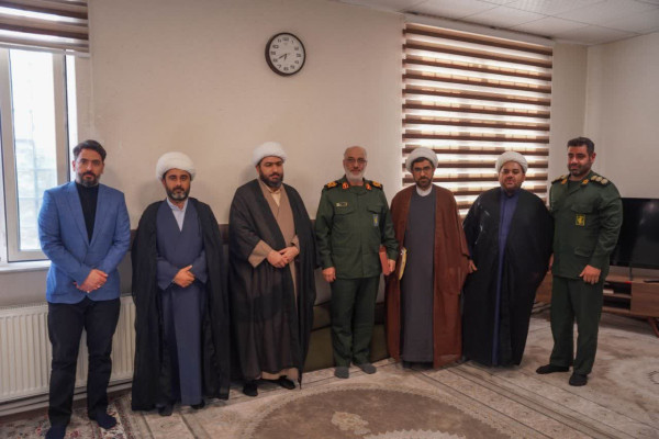 جلسه بررسی ظرفیت های قرآنی قرارگاه منطقه ای نجف اشرف استان کرمانشاه