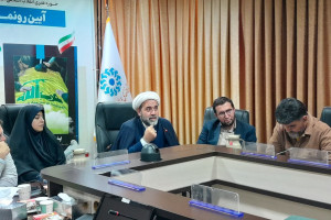 کتاب «پنج سفر» در ارومیه رونمایی شد