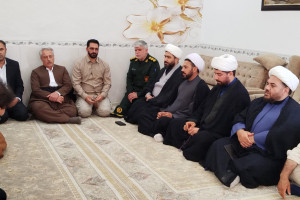 دیدار مدیرکل تبلیغات اسلامی کرمانشاه با خانواده شهید والامقام پاسدار ولی‌زاده در جوانرود
