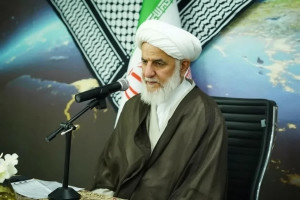 در میانه نبرد تمدنی ایستاده‌ایم